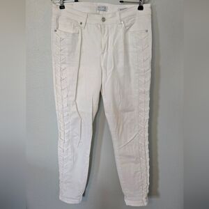Sofia Jeans White Jeans with detailing down the leg Size 8